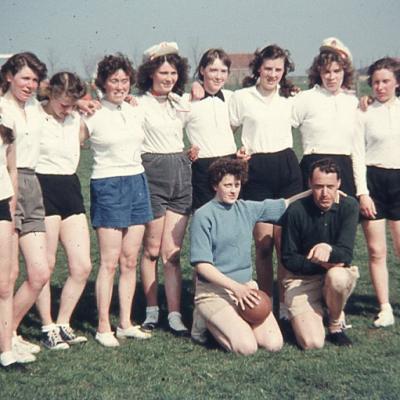 075 30 April 1958 De Verslagen Witten
