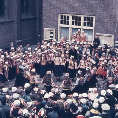 085 30 April 1956 Volksdansen