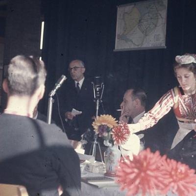 105 17 Oktober 1957 Dijksluiting Toespraak