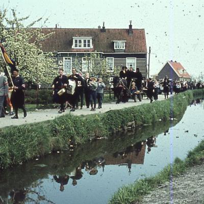 59 Optocht